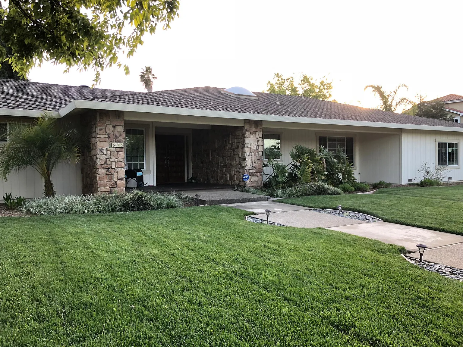 505 Silver Cloud Ct photo 1