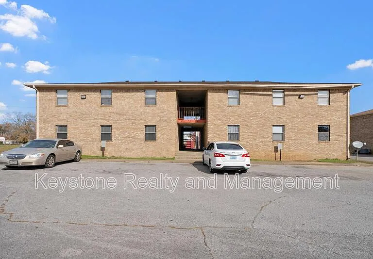 2830C Greenville Rd — Photo 1