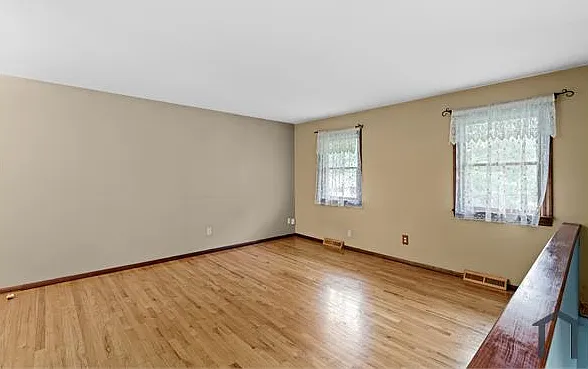 811 Villette Ct — Photo 5