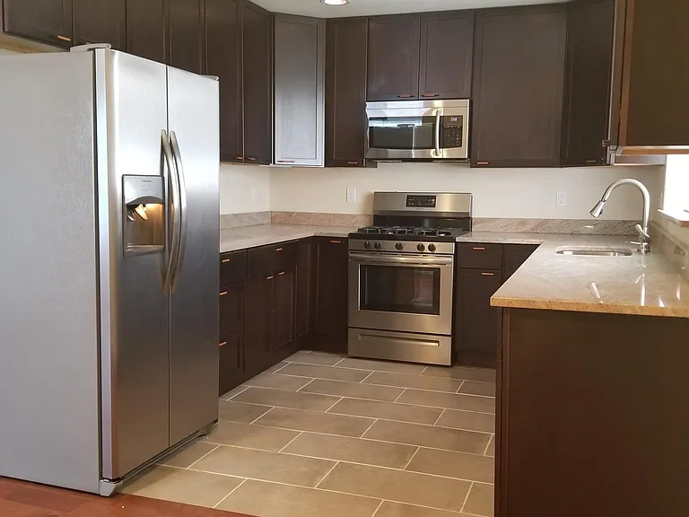 5728 Roosevelt Way NE — Photo 9