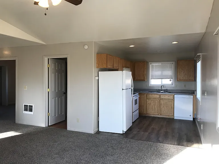 70 Indianwood Trl — Photo 4