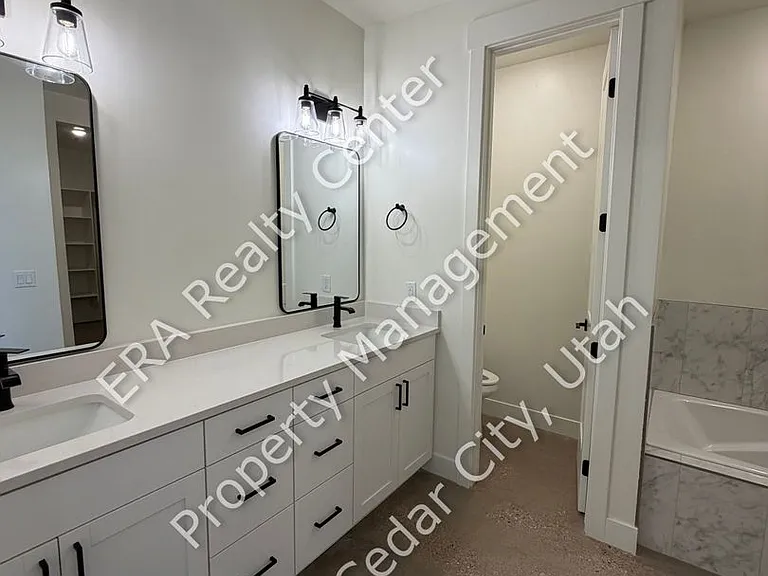 2180 S Bluff Dr — Photo 13