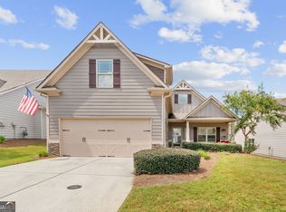 194 Hawthorne Ridge Cir, Dallas, GA 30132