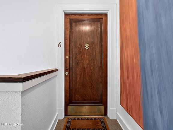 3rd image of 1300 Everett Ave APT 6