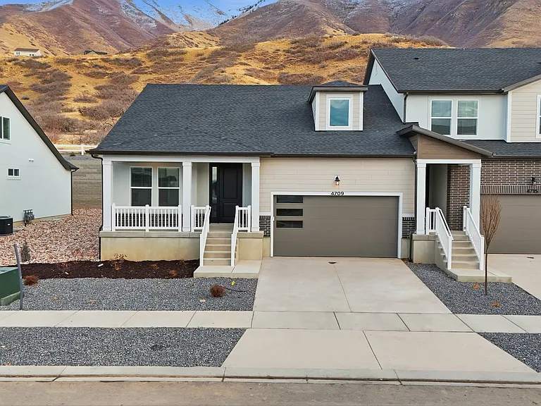 4709 S Heartwood Rd — Photo 1