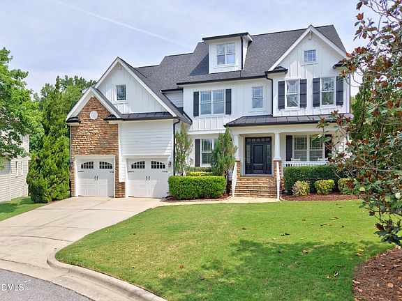 3rd image of 115 Woodland Ridge Ct