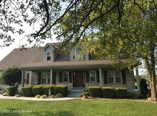 2107 Clarke Pointe Dr, Crestwood, KY 40014