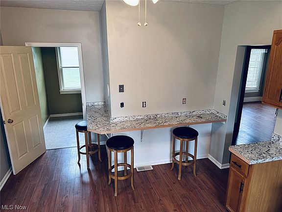 5th image of 480 Shupe Ave