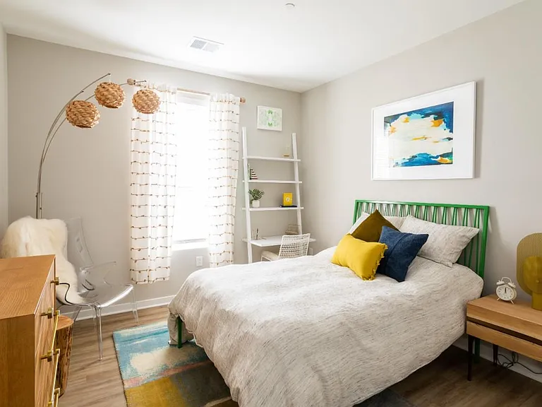 Residences at Bentwood — Photo 8