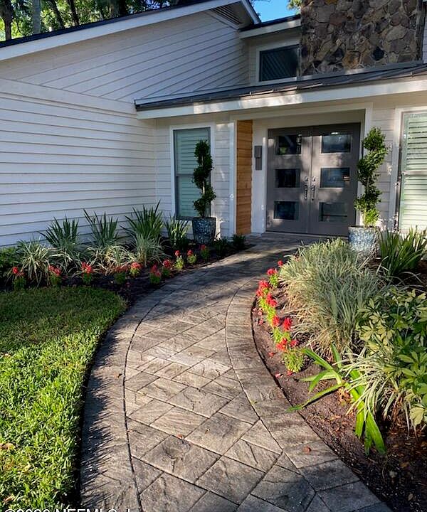 1st image of 3080 CYPRESS CREEK Drive N
