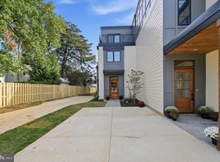 1225 N Quincy St, Arlington, VA 22201