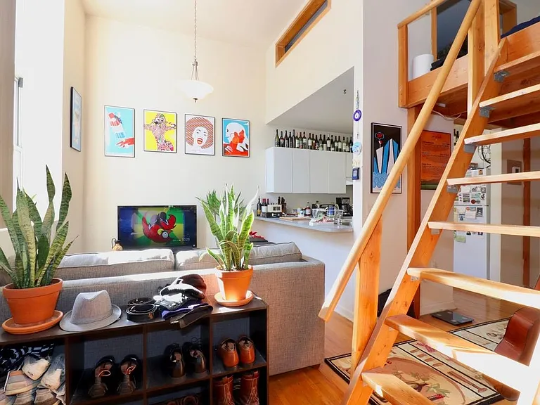 450 7th St #1M — Photo 2