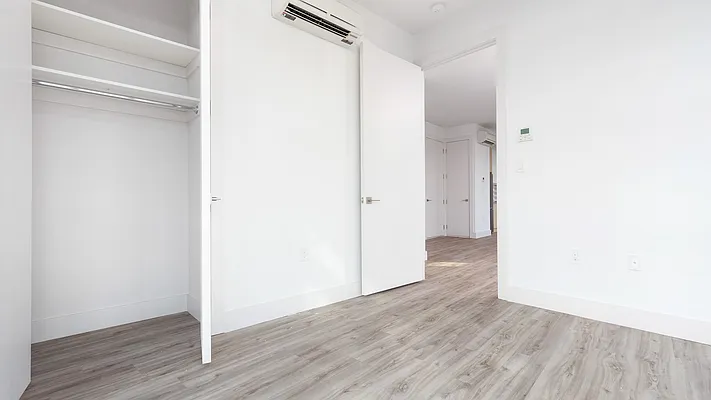 Rented by Nooklyn NYC LLC | media 8