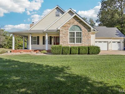 17 Weeks Ln, Litchfield, IL, 62056