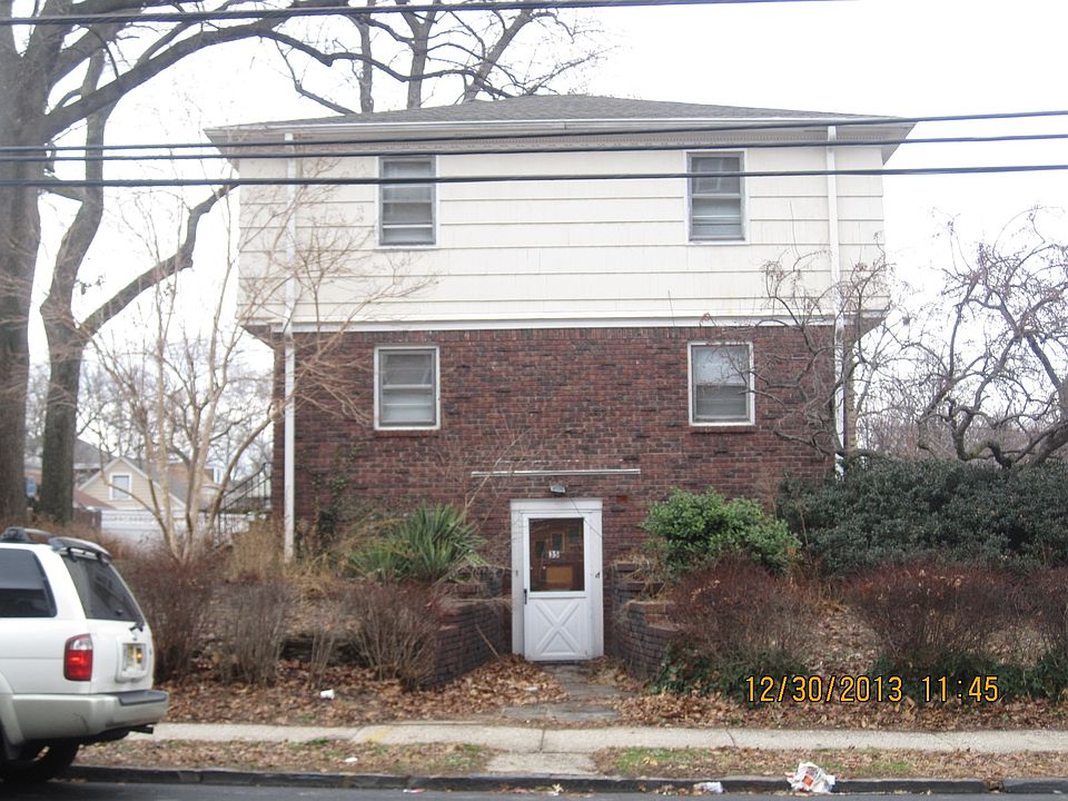 2nd image of 496 Clifton Ave