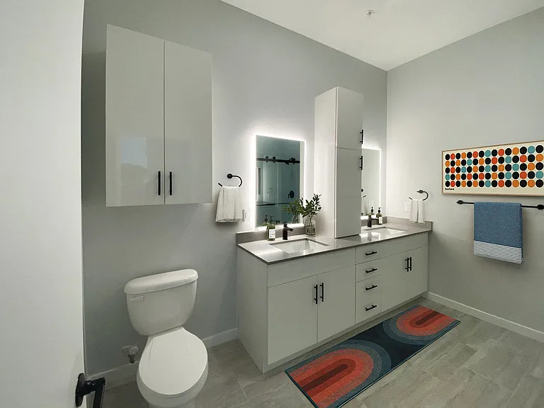 Cirrus Apartments — Photo 31