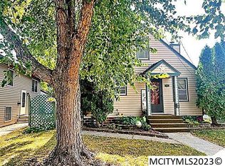 43 26th St SW, Mason City, IA 50401