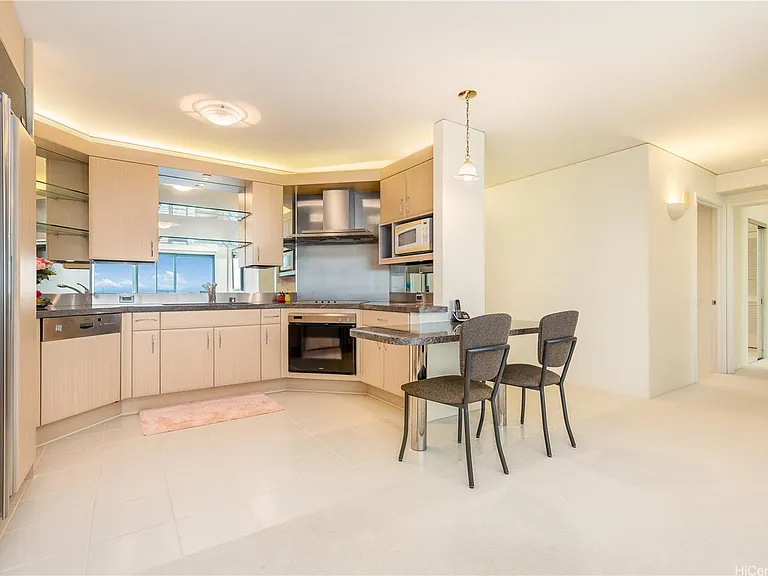 88 Piikoi St #3907F — Photo 7