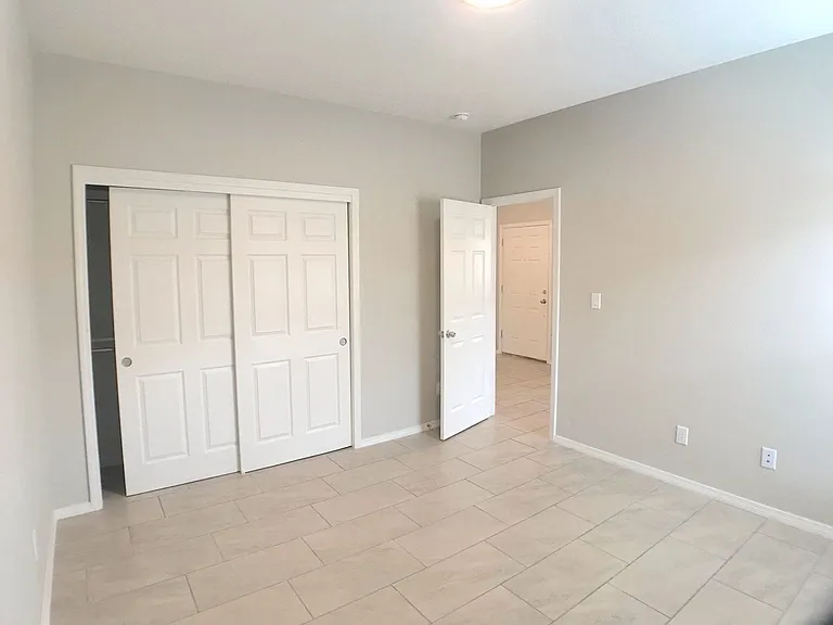 1701 Camino Rustica SW — Photo 20