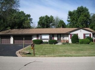 20 Plum Ct, Dundee, IL 60118