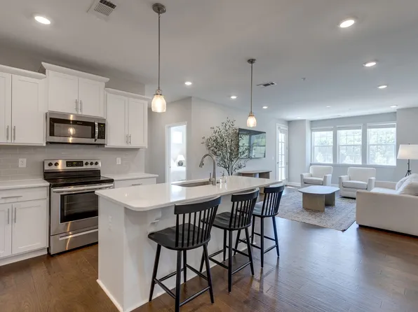 6000 Shadow Green Dr #6204, Franklin, TN 37064