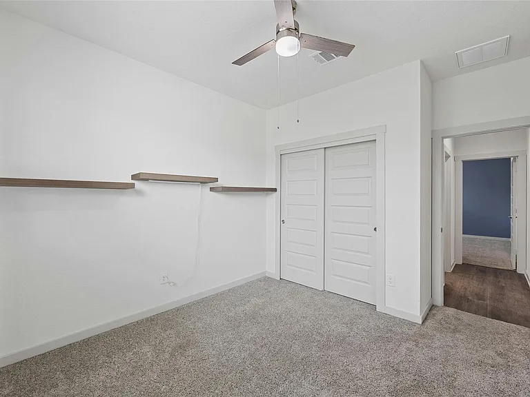 141 Parryi Cv — Photo 28