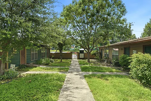 2314 Parker Ln Photo 1