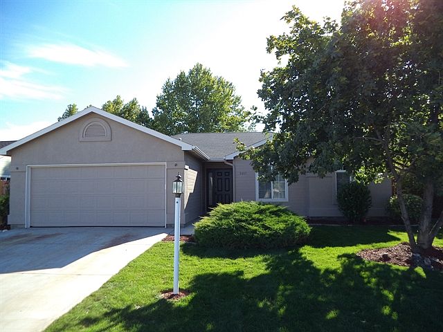 1st image of 3007 Manchester Dr #00
