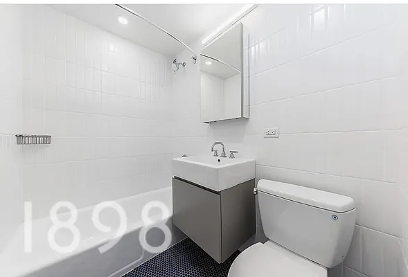 Rented by A&E Real Estate Management | media 8