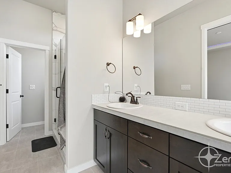 2225 NE 82nd St — Photo 24
