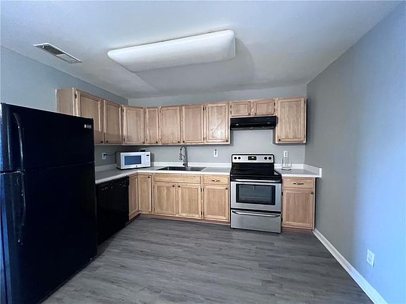 3rd image of 2564 Dolores Dr