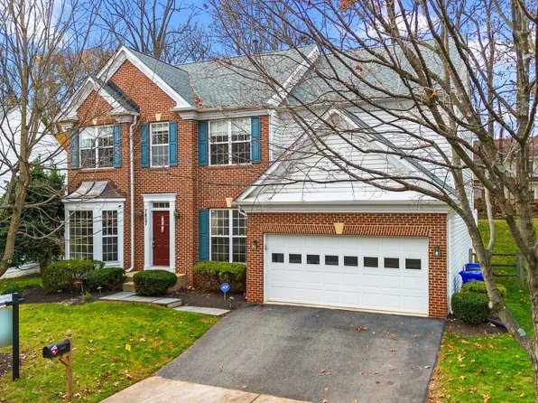 7827 Heritage Farm Dr, Gaithersburg, MD 20886