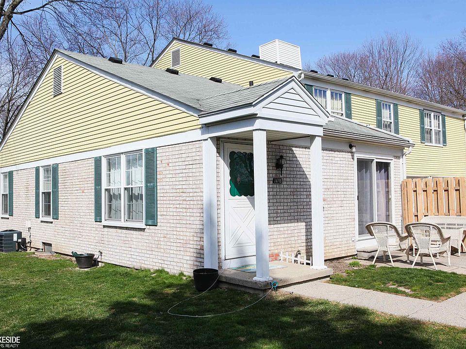 1st image of 24718 Meadow Creek Dr