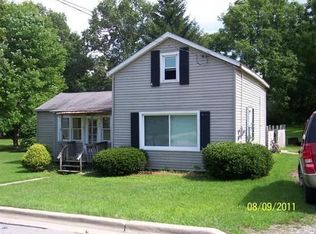 411 Harley St, Jonesville, MI 49250