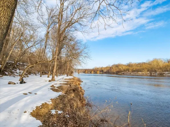 Hazel Hollow Rd, Radford, VA 24141