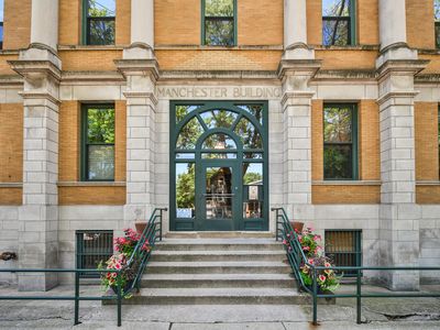 2035 W Charleston St APT 405, Chicago, IL, 60647