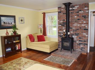 567 Oak Hill Rd, Averill Park, NY 12018