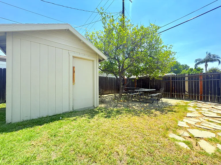 16656 Nordhoff St — Photo 21