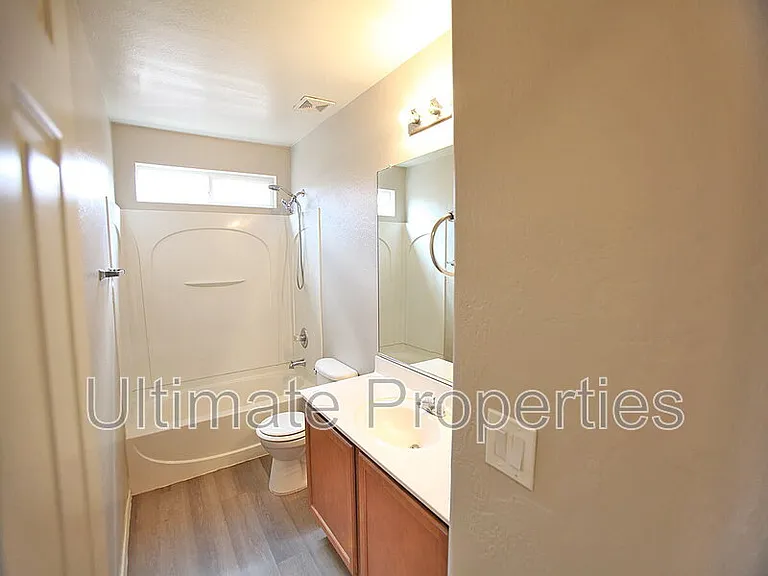 21983 W Gardenia Dr — Photo 10