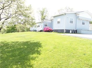 4024 Colfax St, Irwin, PA 15642