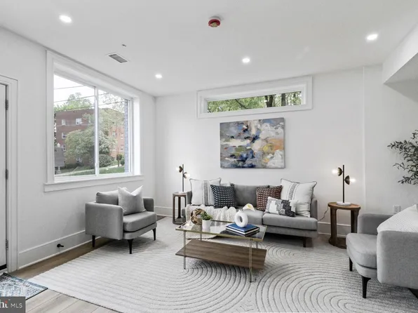 2524 41st St NW APT 1, Washington, DC 20007