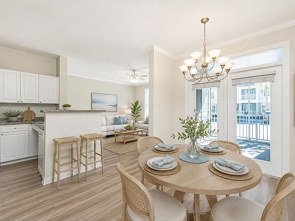 5th image of 130 River Landing Dr Unit 3113