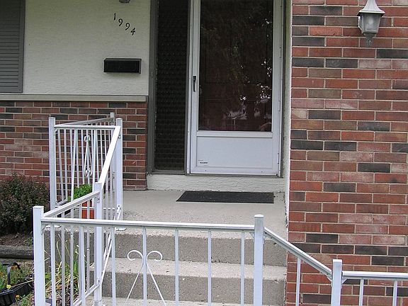 4th image of 1994 Fleetwood Dr