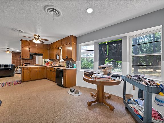 3rd image of 305 W Bethesda Rd