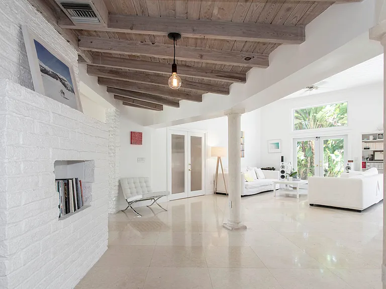 7924 SW 50th Ct — Photo 8