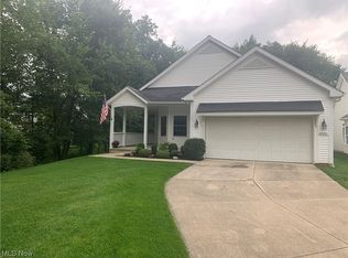 10376 River Rock Ln, North Royalton, OH