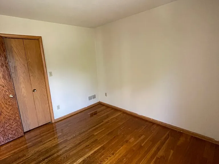 70 W Northwood Ave — Photo 63