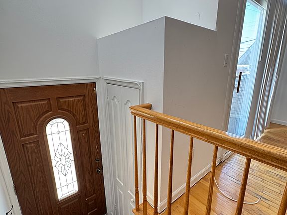 4th image of 366 Sand Ln Floor 2