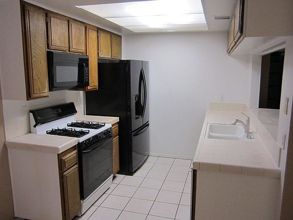 3rd image of 16117 Eucalyptus Ave APT C