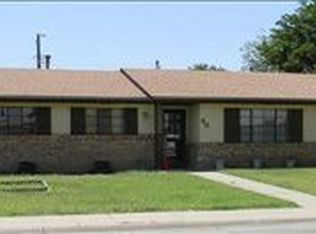 60 Ridgecrest Dr, Roswell, NM 88203